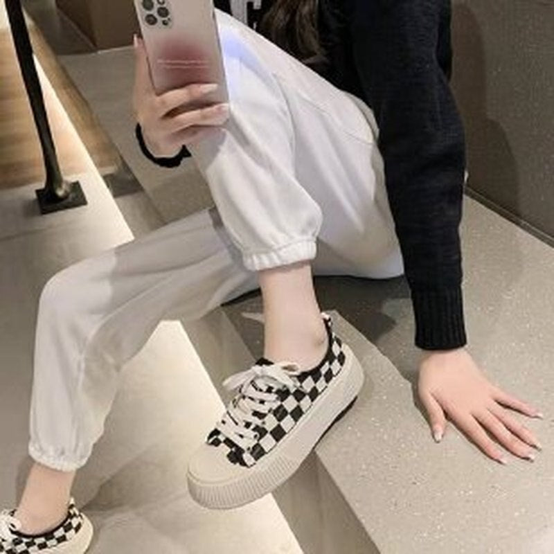 Plaid Print Cute Sneakers Black White Canvas Shoes 2023New Platform Flat Lace Up Tennis Shoes Casual Versatile Zapata's De Major